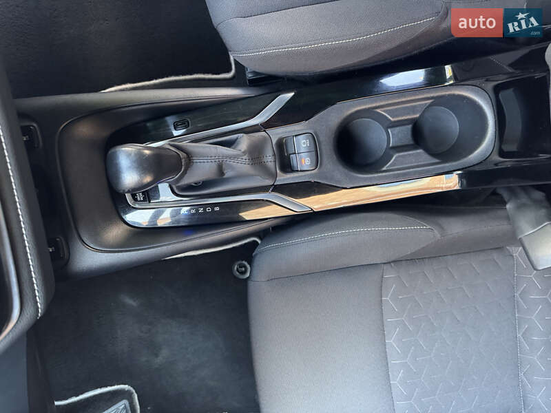 Универсал Toyota Corolla 2020 в Черновцах