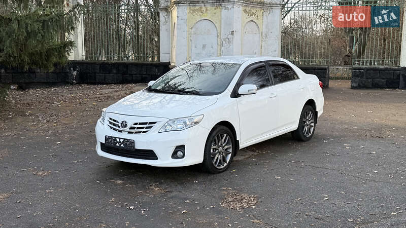 Седан Toyota Corolla 2012 в Желтых Водах фото 7 Седан Toyota Corolla 2012 в Желтых Водах