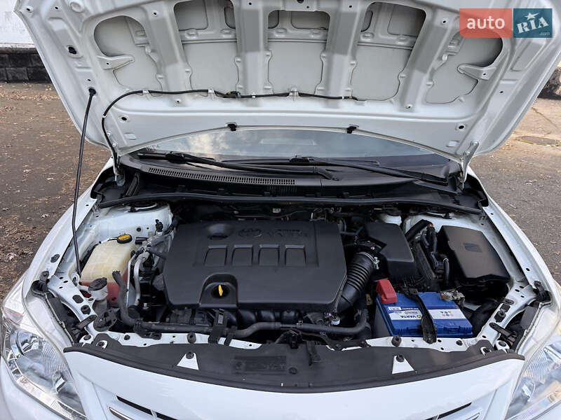 Седан Toyota Corolla 2012 в Желтых Водах фото 27 Седан Toyota Corolla 2012 в Желтых Водах