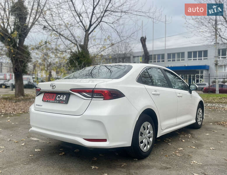 Седан Toyota Corolla 2020 в Києві