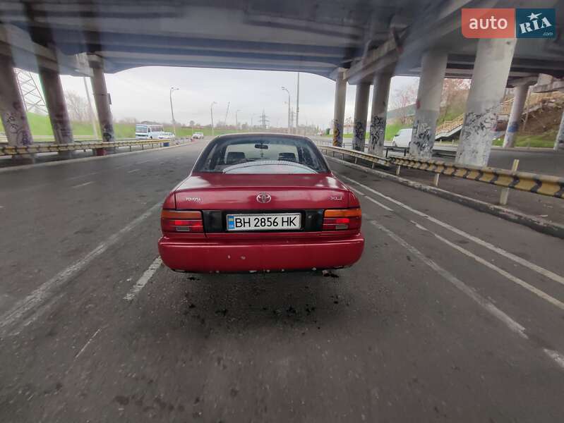 Седан Toyota Corolla 1994 в Одессе