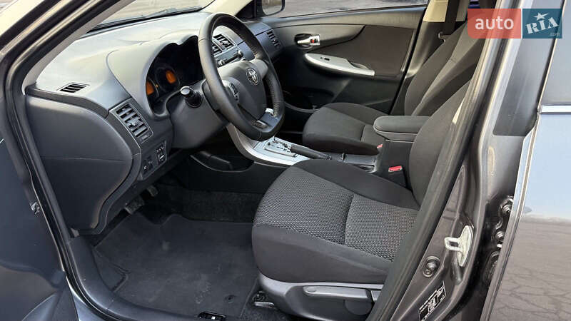 Седан Toyota Corolla 2010 в Желтых Водах фото 10 Седан Toyota Corolla 2010 в Желтых Водах