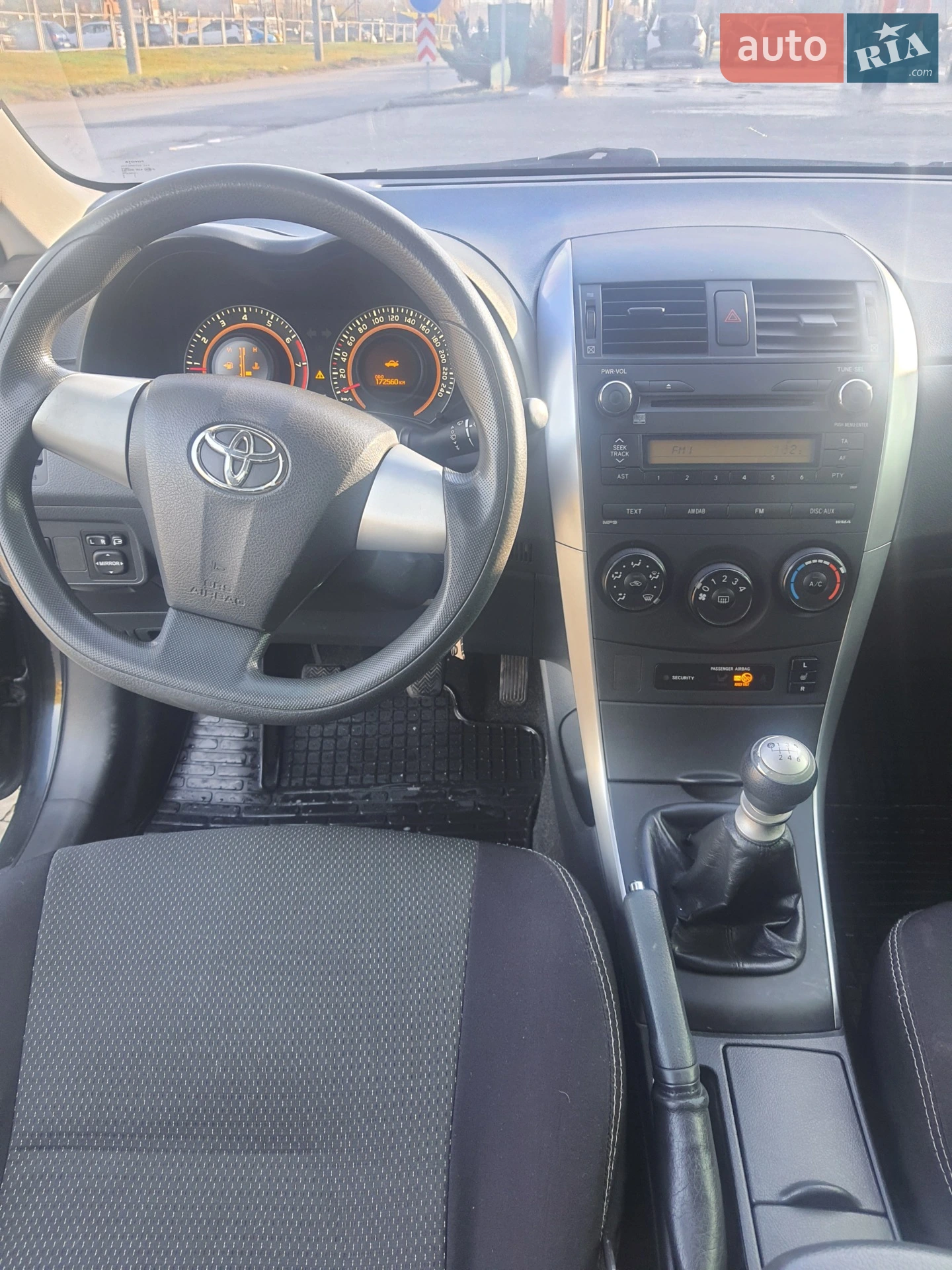 2011 Toyota Corolla - мініатюра 16