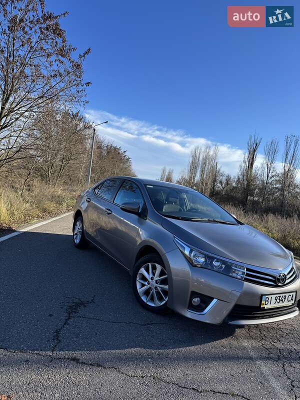 Седан Toyota Corolla 2014 в Кременчуге фото 4 Седан Toyota Corolla 2014 в Кременчуге