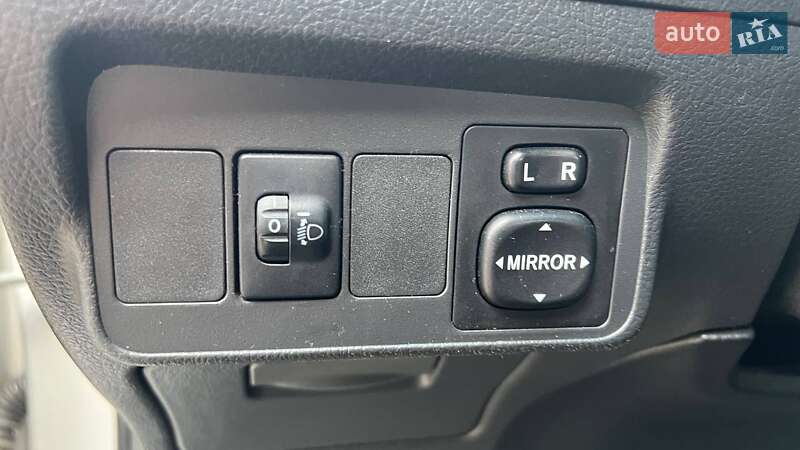 Седан Toyota Corolla 2008 в Києві фото 14 Седан Toyota Corolla 2008 в Києві