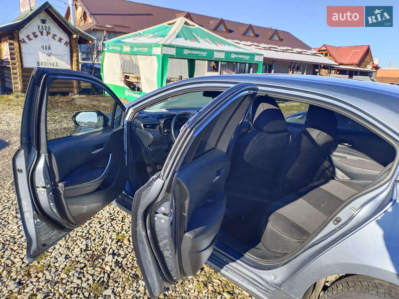Седан Toyota Corolla 2022 в Ивано-Франковске фото 23 Седан Toyota Corolla 2022 в Ивано-Франковске