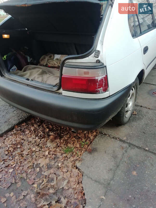 Ліфтбек Toyota Corolla 1992 в Кривому Розі фото 8 Ліфтбек Toyota Corolla 1992 в Кривому Розі