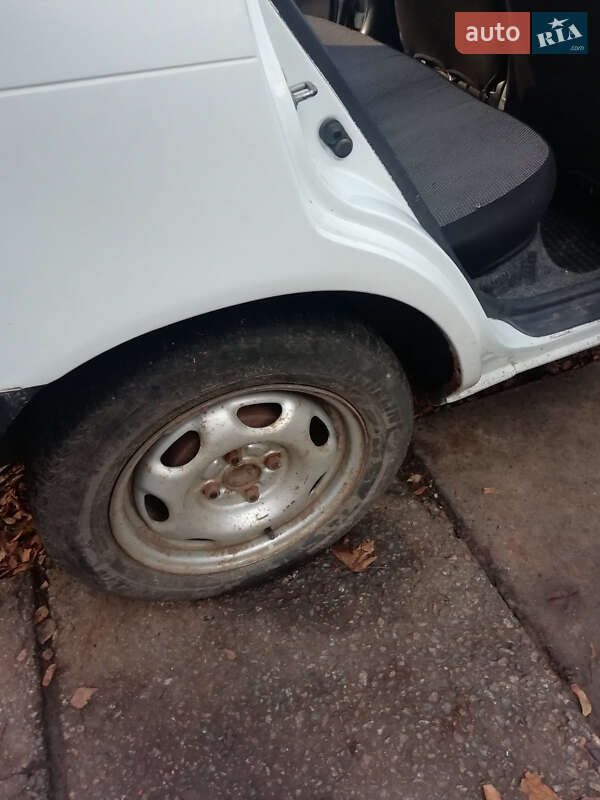 Ліфтбек Toyota Corolla 1992 в Кривому Розі фото 12 Ліфтбек Toyota Corolla 1992 в Кривому Розі