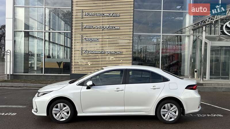 Седан Toyota Corolla 2024 в Білій Церкві