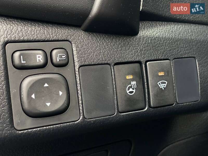 Седан Toyota Corolla 2017 в Киеве