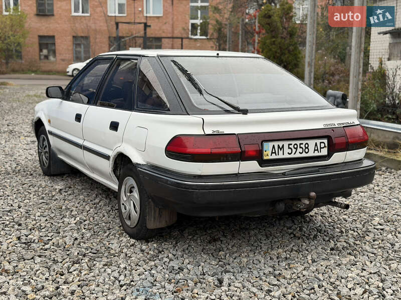 Хэтчбек Toyota Corolla 1988 в Бердичеве