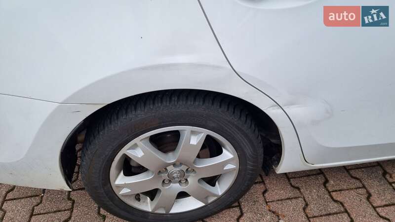 Седан Toyota Corolla 2014 в Харькове