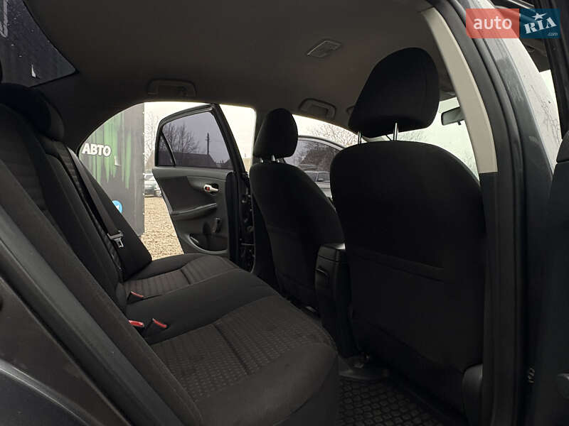 Седан Toyota Corolla 2008 в Харькове