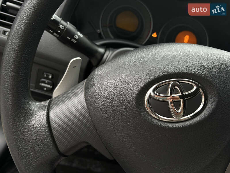 Седан Toyota Corolla 2008 в Харькове