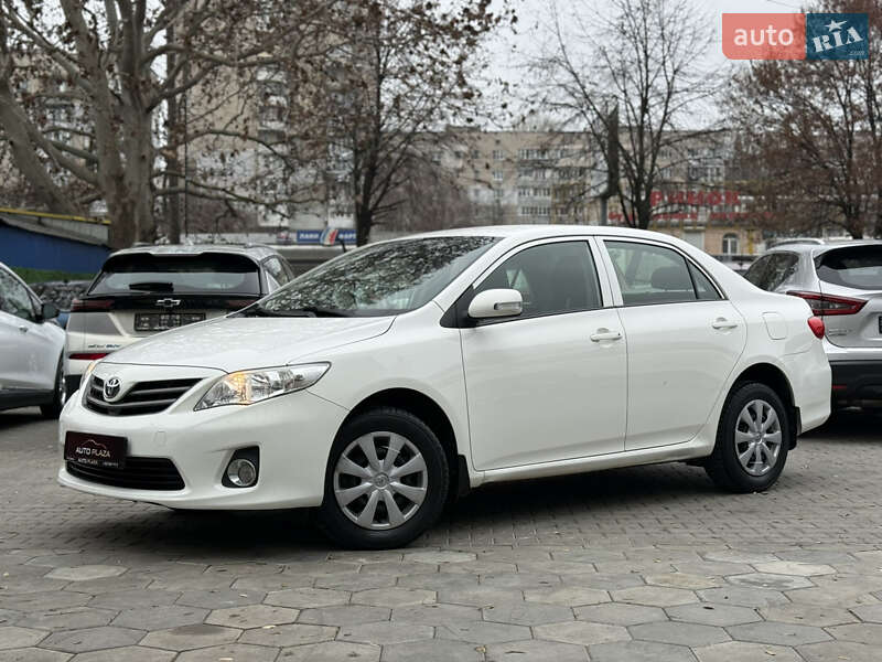 Седан Toyota Corolla 2011 в Одессе