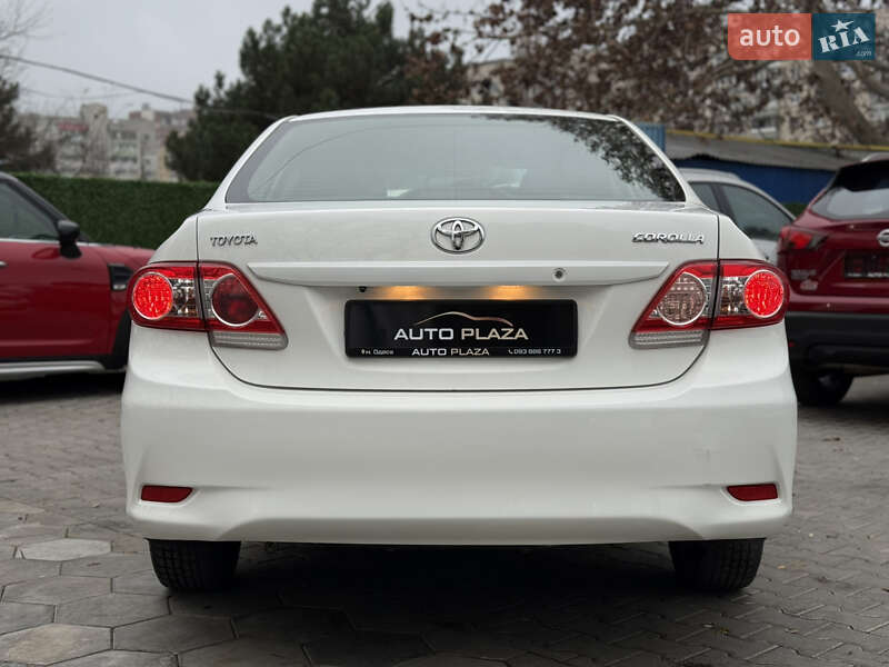 Седан Toyota Corolla 2011 в Одессе