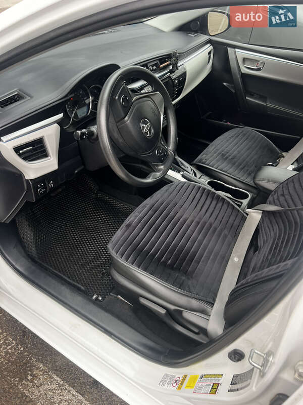 Седан Toyota Corolla 2015 в Чернигове фото 4 Седан Toyota Corolla 2015 в Чернигове