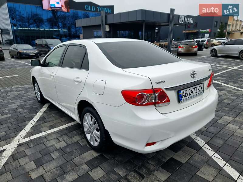 Седан Toyota Corolla 2012 в Вінниці