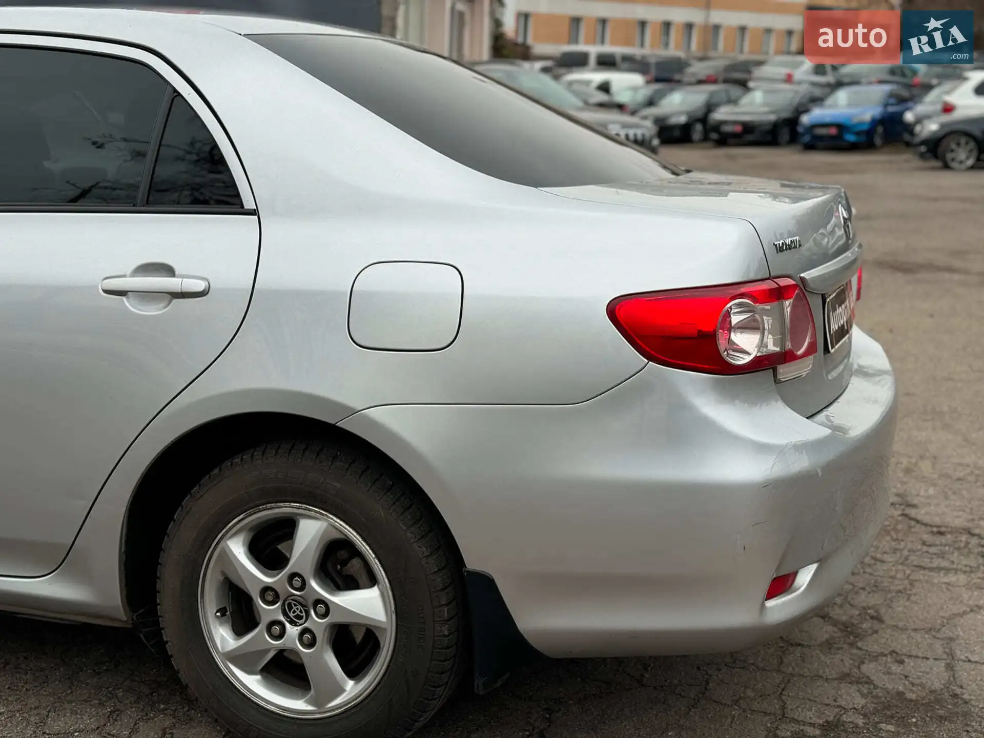 2010 Toyota Corolla - мініатюра 9