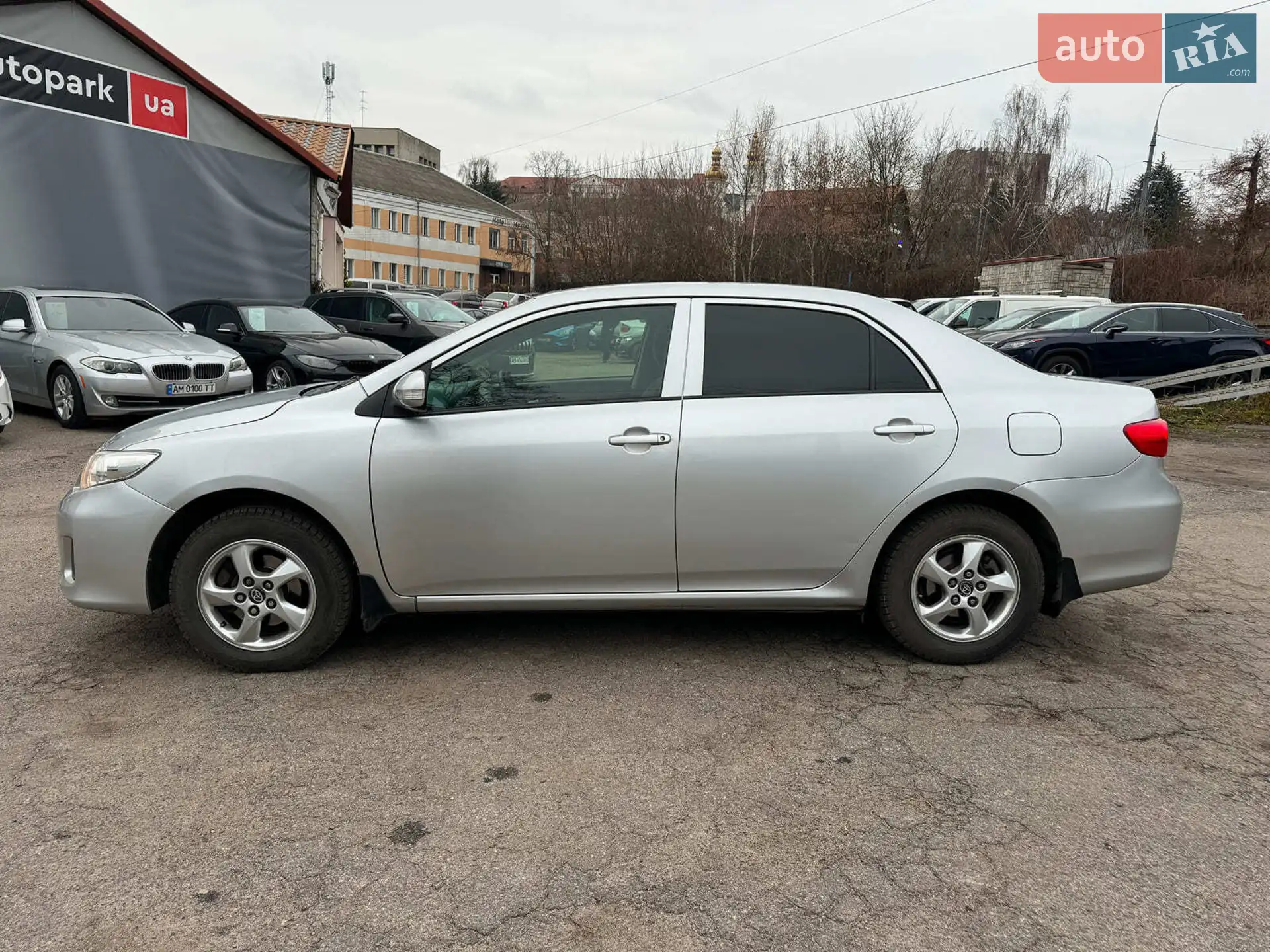 2010 Toyota Corolla - мініатюра 10