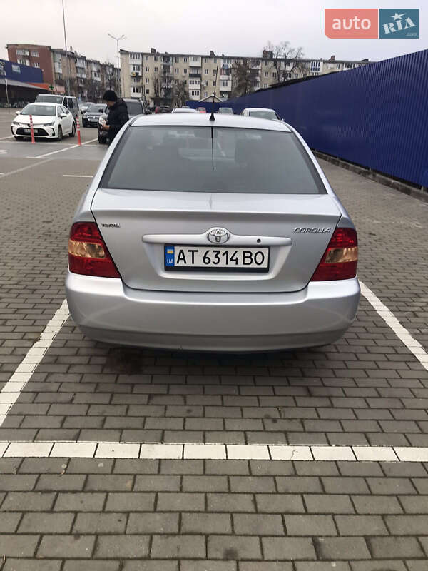 Седан Toyota Corolla 2002 в Калуше