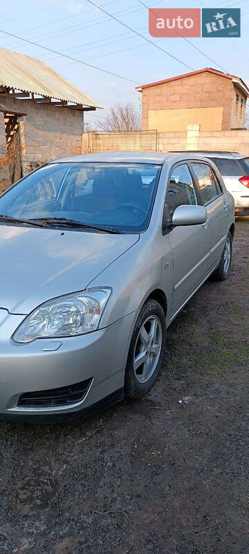 Хетчбек Toyota Corolla 2006 в Кам'янському