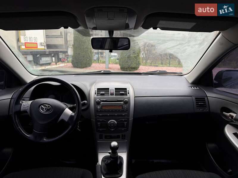 Седан Toyota Corolla 2008 в Житомире фото 23 Седан Toyota Corolla 2008 в Житомире