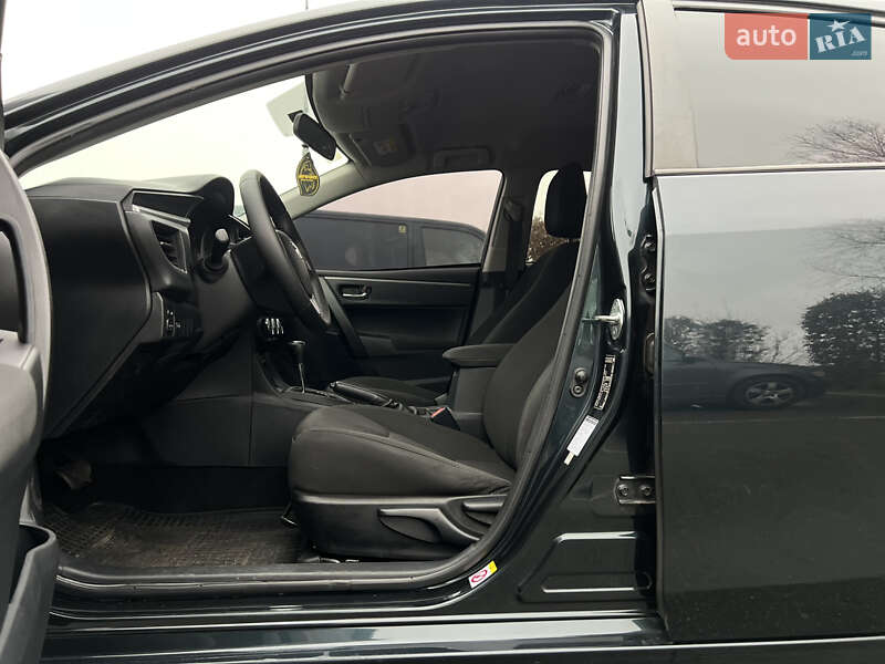 Седан Toyota Corolla 2016 в Києві фото 27 Седан Toyota Corolla 2016 в Києві