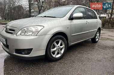 Хэтчбек Toyota Corolla 2006 в Кропивницком