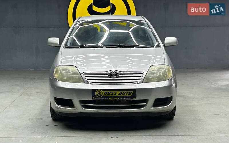 Седан Toyota Corolla 2005 в Черновцах