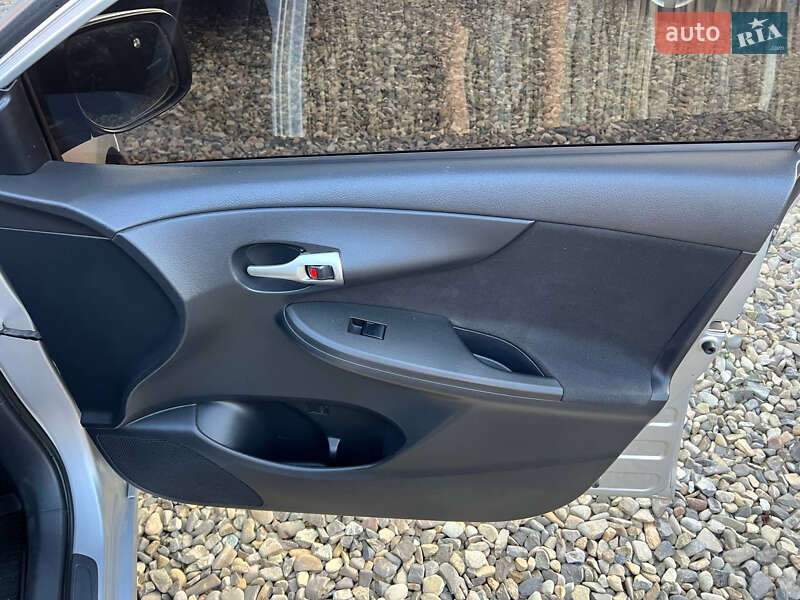 Седан Toyota Corolla 2012 в Коломиї фото 15 Седан Toyota Corolla 2012 в Коломиї