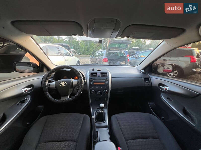 Седан Toyota Corolla 2012 в Коломиї фото 17 Седан Toyota Corolla 2012 в Коломиї