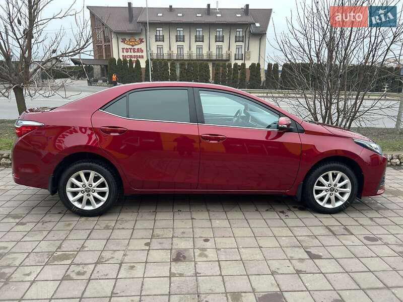 Седан Toyota Corolla 2017 в Тернополе фото 4 Седан Toyota Corolla 2017 в Тернополе