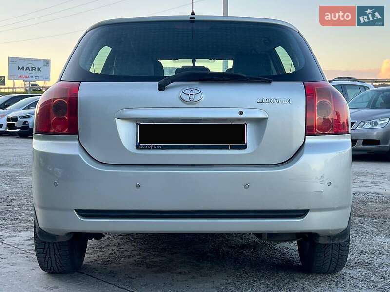 Хетчбек Toyota Corolla 2004 в Львові