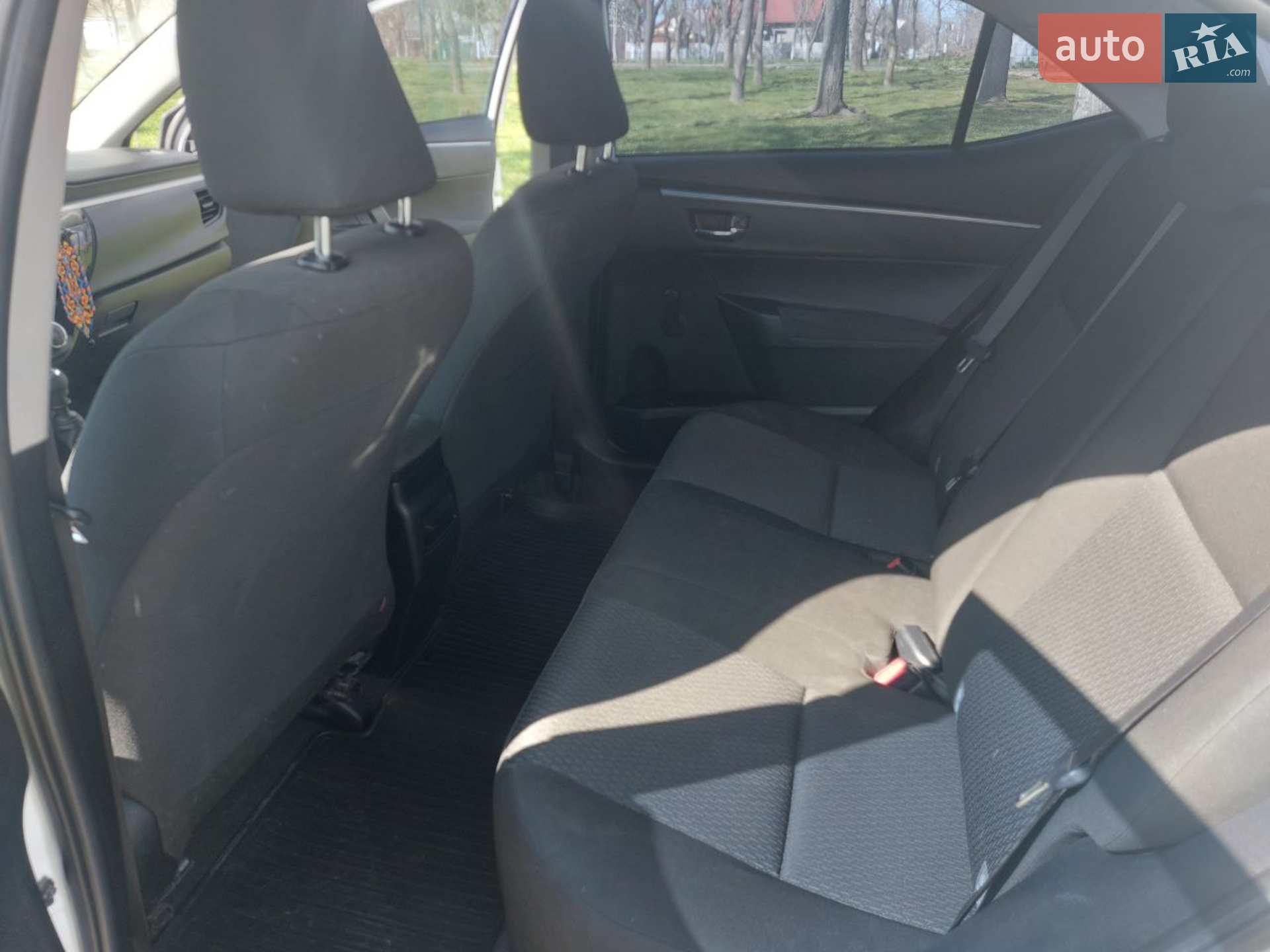 2013 Toyota Corolla - мініатюра 11