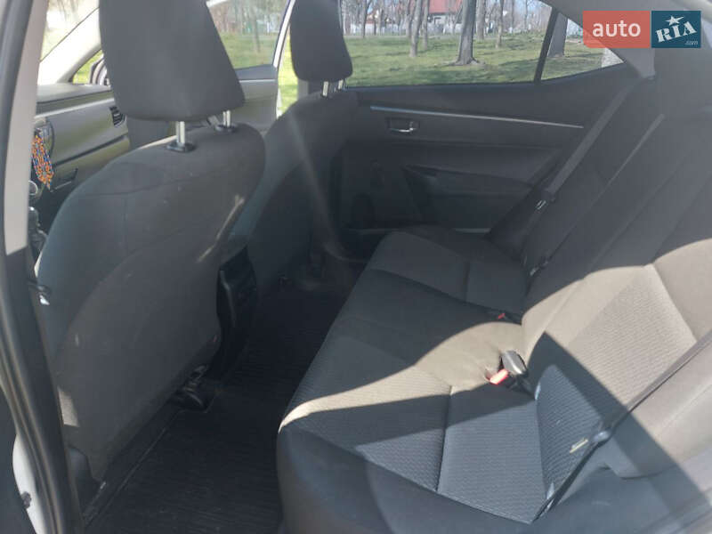 Седан Toyota Corolla 2013 в Кілії фото 11 Седан Toyota Corolla 2013 в Кілії