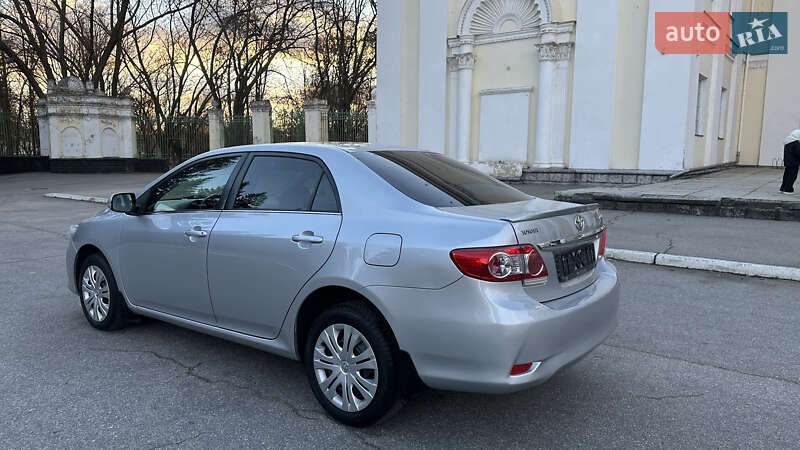 Toyota Corolla 2012
