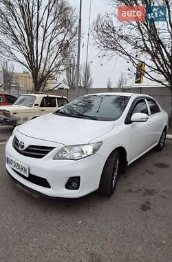 Седан Toyota Corolla 2012 в Днепре