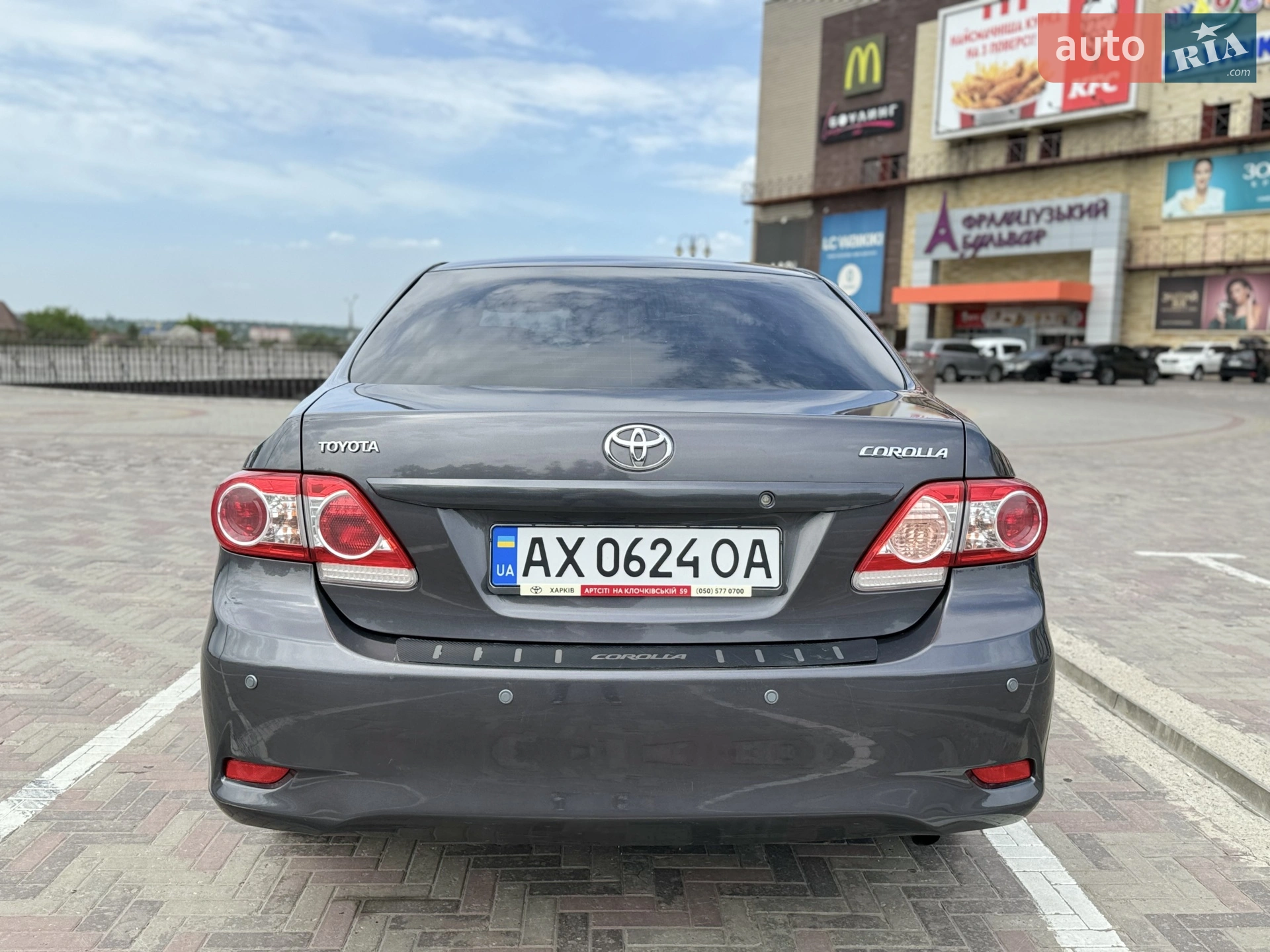 2011 Toyota Corolla - мініатюра 8