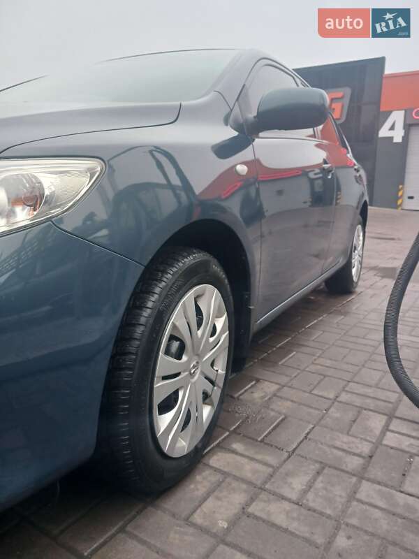 Седан Toyota Corolla 2008 в Харькове