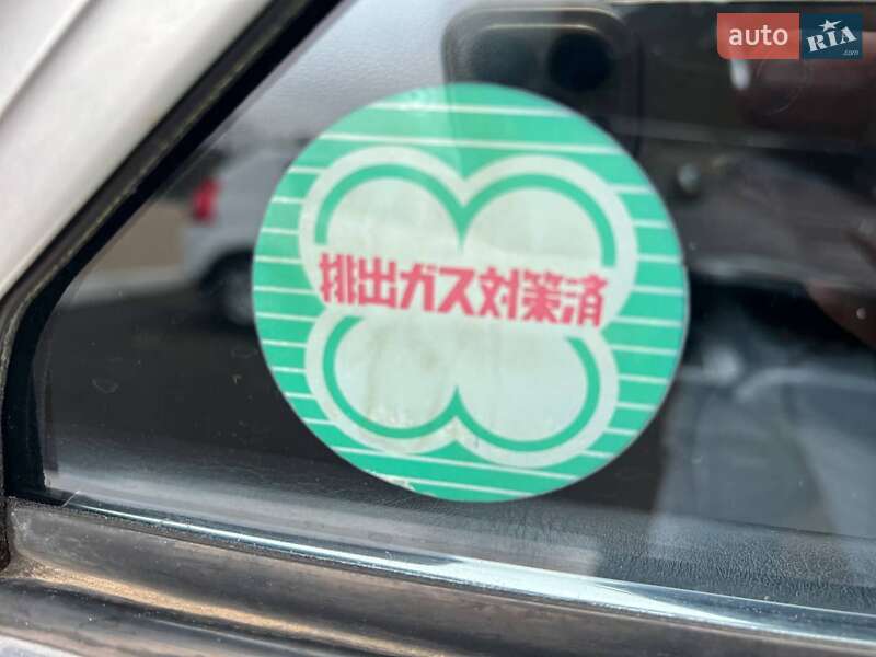 Седан Toyota Corolla 1984 в Овідіополі