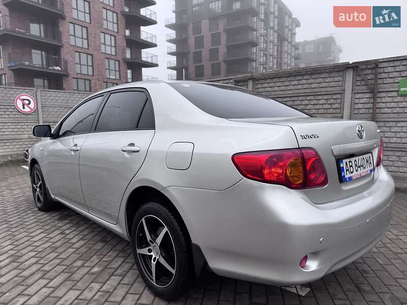 Седан Toyota Corolla 2008 в Вінниці