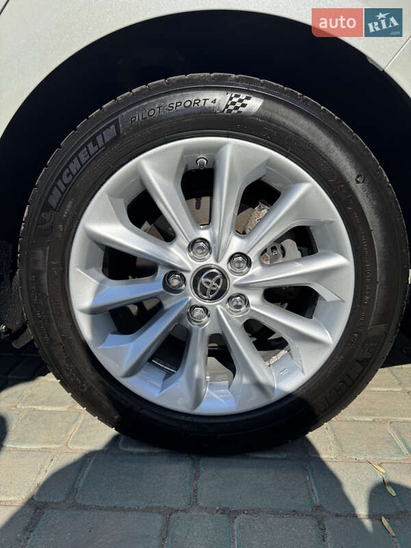 Седан Toyota Corolla 2019 в Одесі