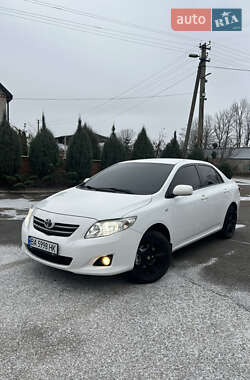 Седан Toyota Corolla 2008 в Кропивницькому
