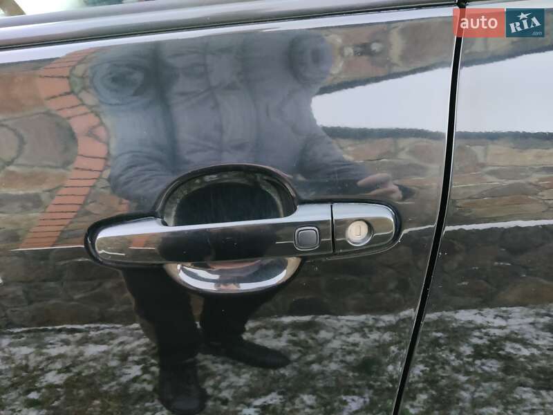 Седан Toyota Corolla 2008 в Сарнах