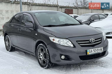 Седан Toyota Corolla 2008 в Києві