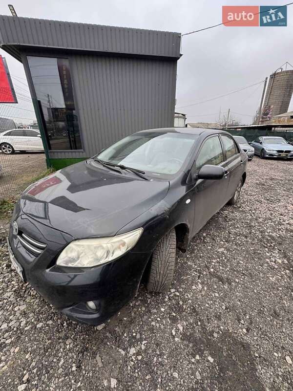 Седан Toyota Corolla 2007 в Полонном