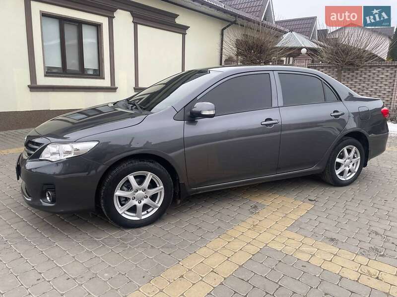 Седан Toyota Corolla 2012 в Тульчині фото 4 Седан Toyota Corolla 2012 в Тульчині