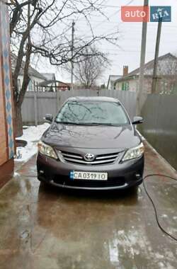Седан Toyota Corolla 2012 в Кам'янці