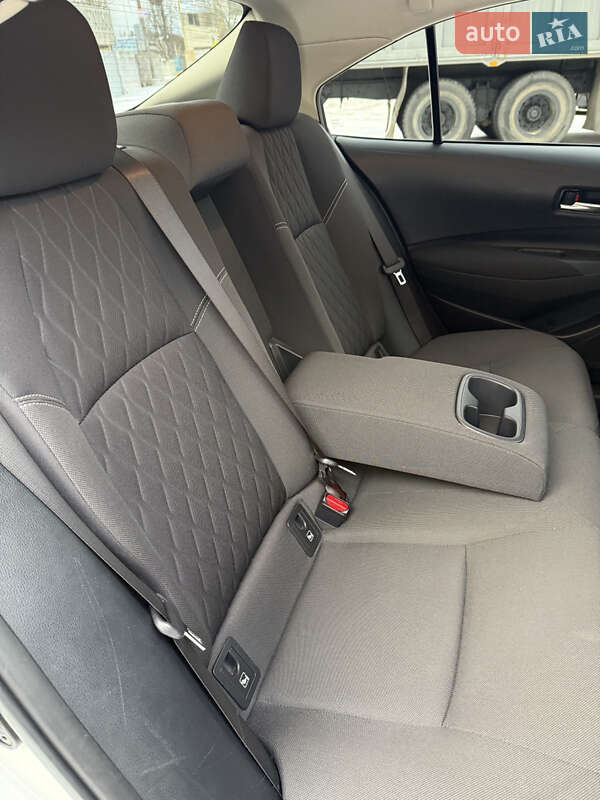 Седан Toyota Corolla 2020 в Києві